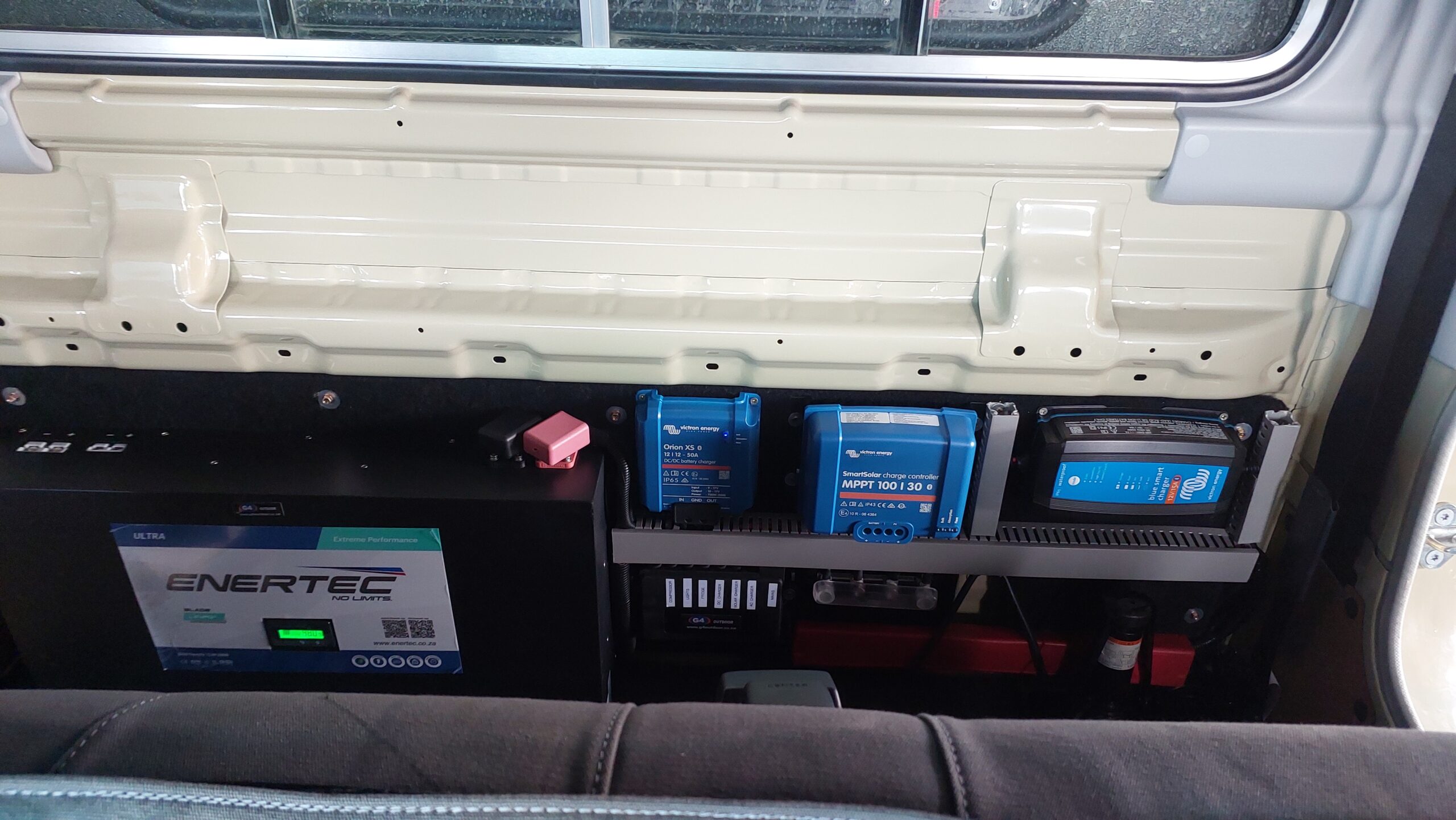 LAND CRUISER 79 Dual Battery system- VICTRON +200a lithium (2.8 & V8) - Image 16