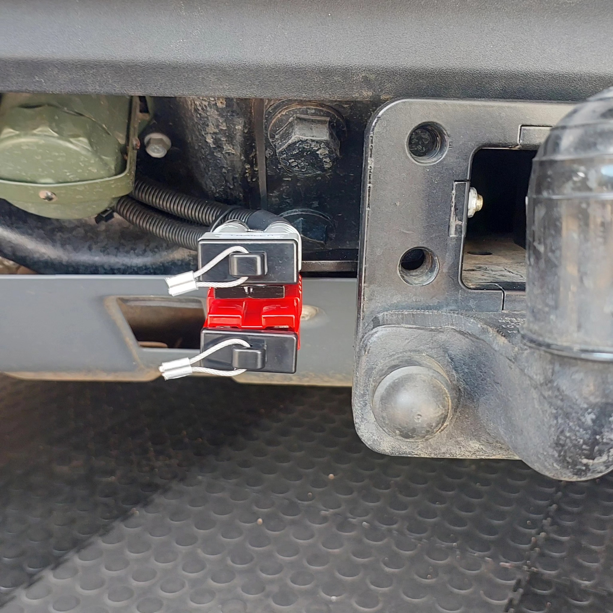 Ineos Grenadier Dual battery system upgrade- NATIONAL LUNA DC 25 - Image 10